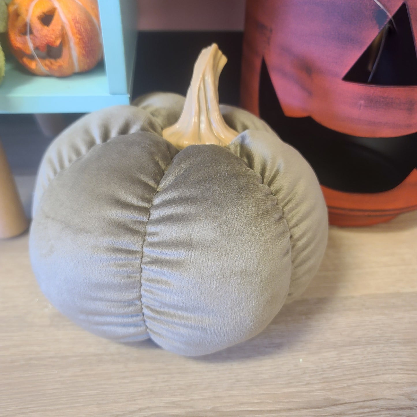 Velvet Pumpkin- Brown