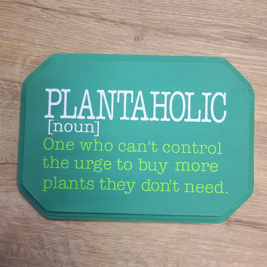 Plantaholic wall decor